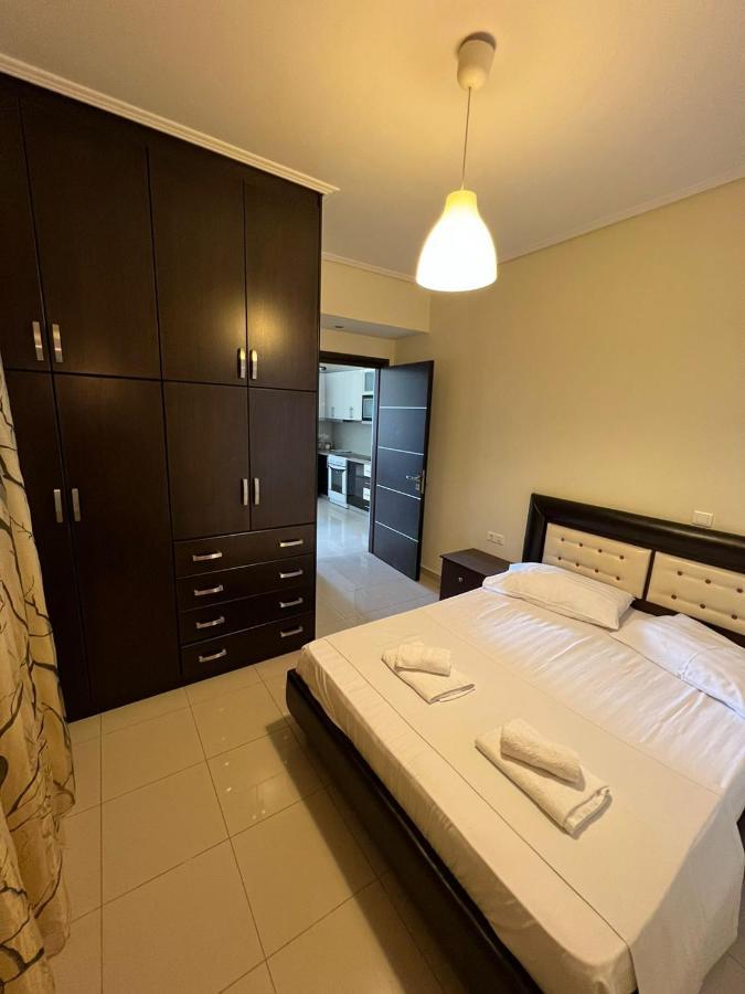 Adam Apartments ساراندا المظهر الخارجي الصورة